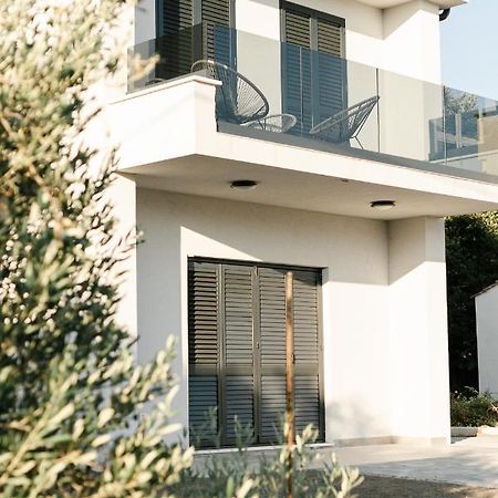 Apartmani Toma Pakoštane Zewnętrze zdjęcie