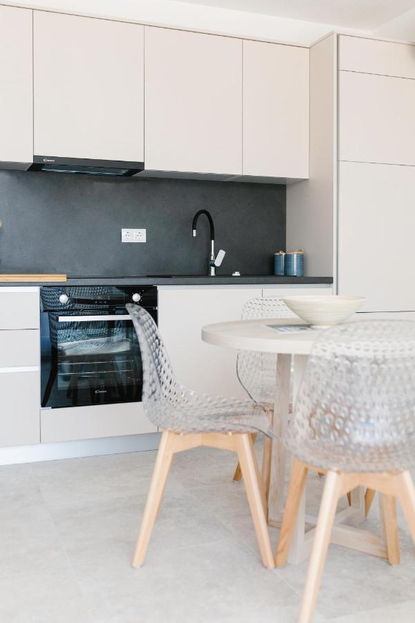 Apartmani Toma Pakoštane Zewnętrze zdjęcie