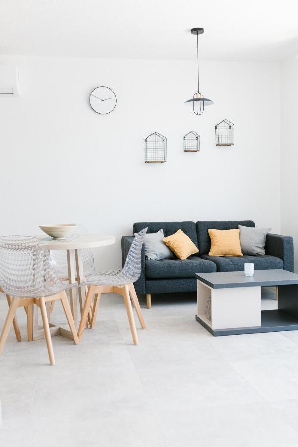 Apartmani Toma Pakoštane Zewnętrze zdjęcie